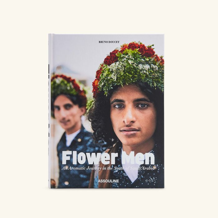كتاب المملكة العربية السعودية: رجال الزهور 33 × 24 سم