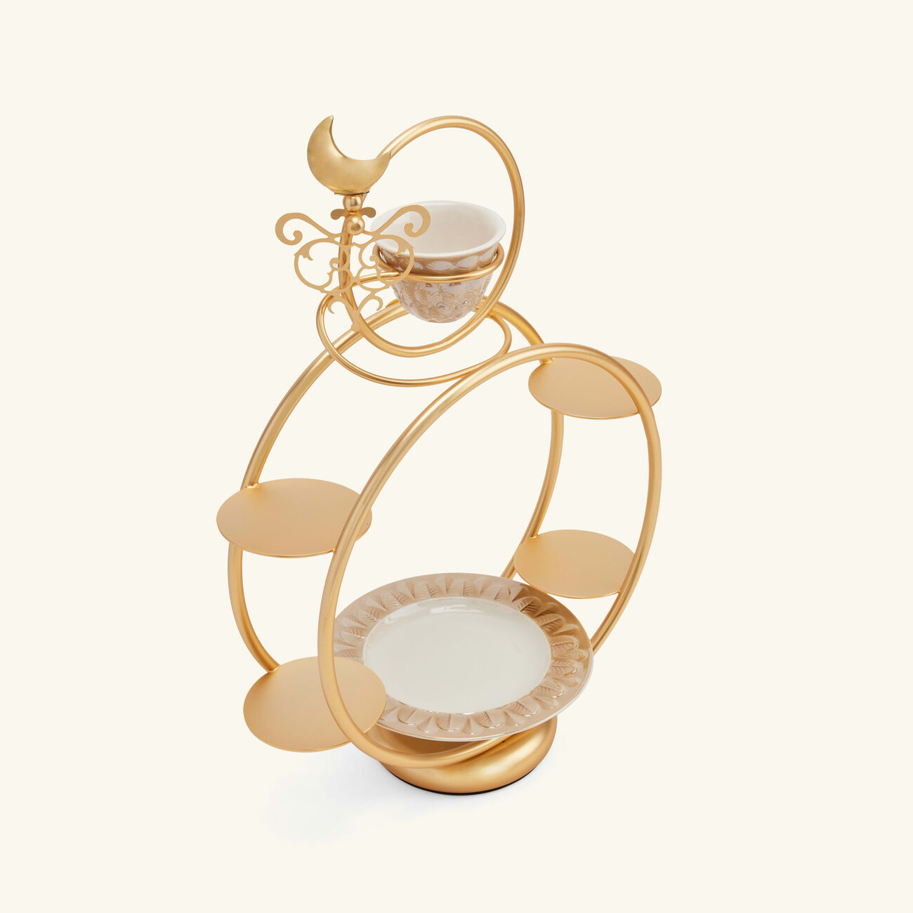 فيلاري قاعدة لتقديم المعجنات مع قسم مخصص لفنجان قهوة