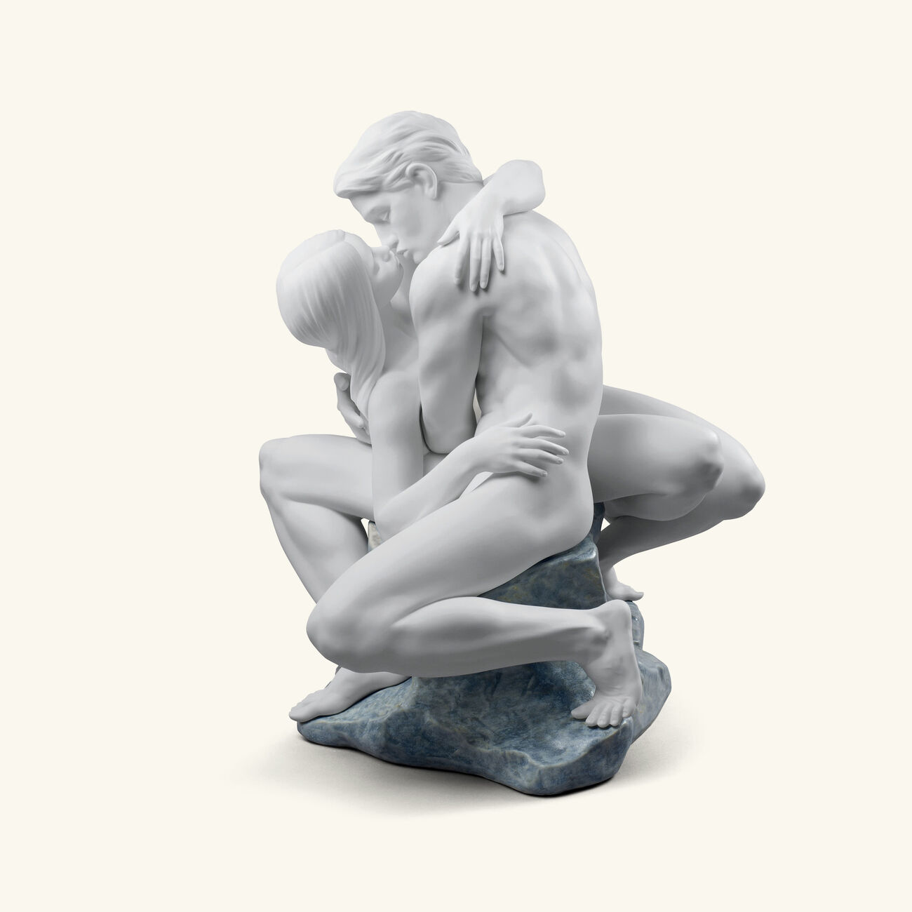 lladro passionate kiss sculpture large white