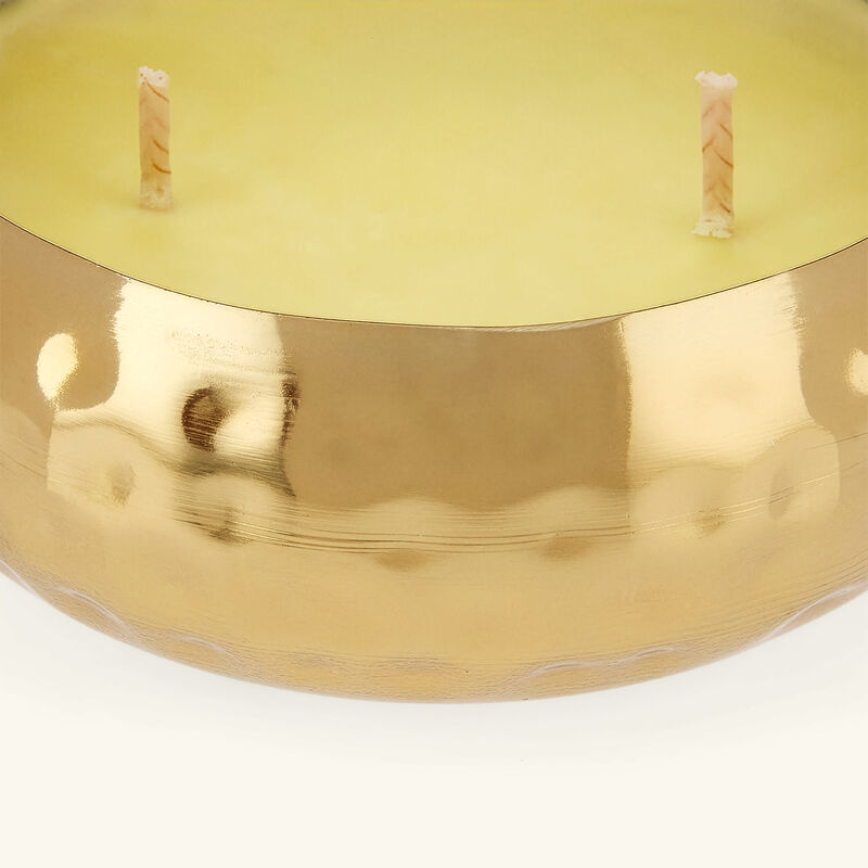 Urli Sandalwood Rose Candle 200ml light of sakina urli sandalwood rose candle 200ml