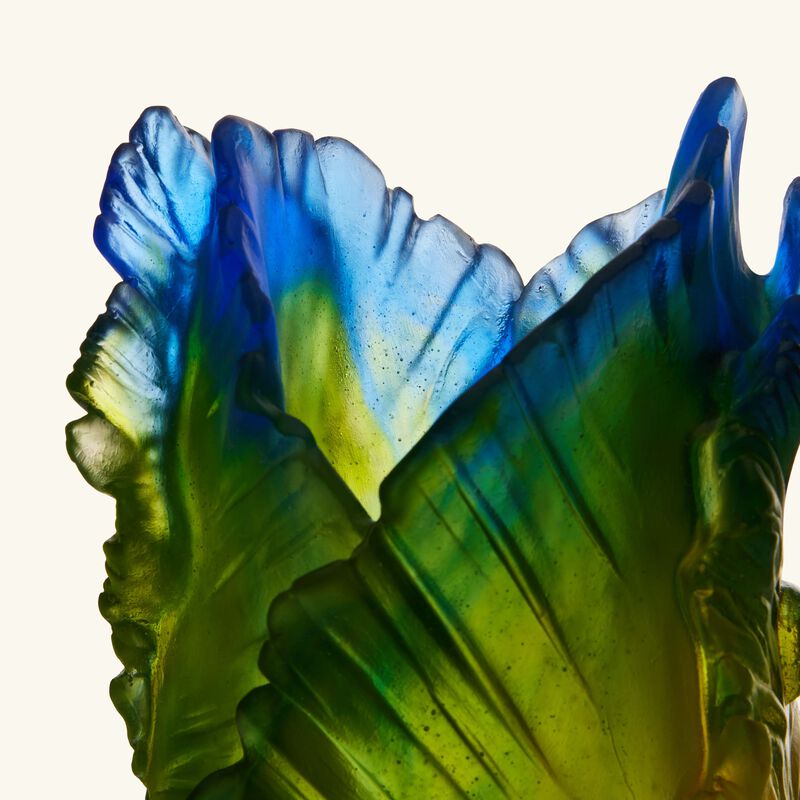 Fleur de Paon Exotique Vase Small Green Limited Edition daum fleur de paon exotique vase small green limited edition