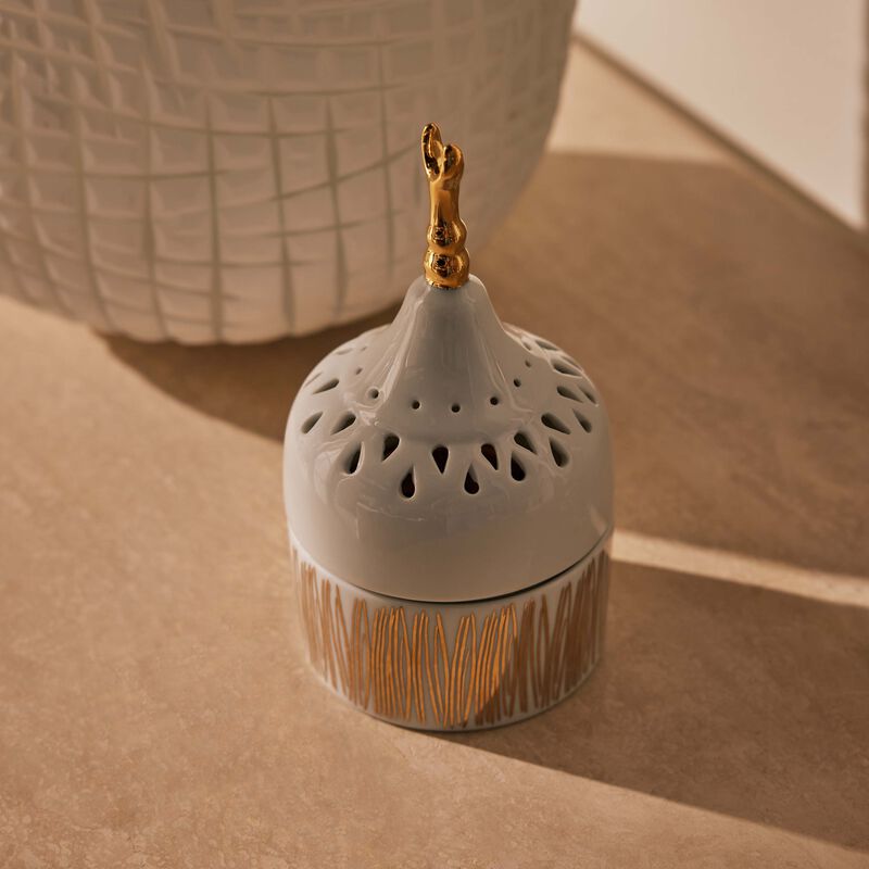 silsal tamrah by razan alazzouni incense burner