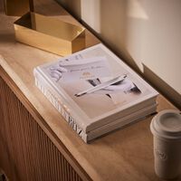 assouline raffles book 33x25cm