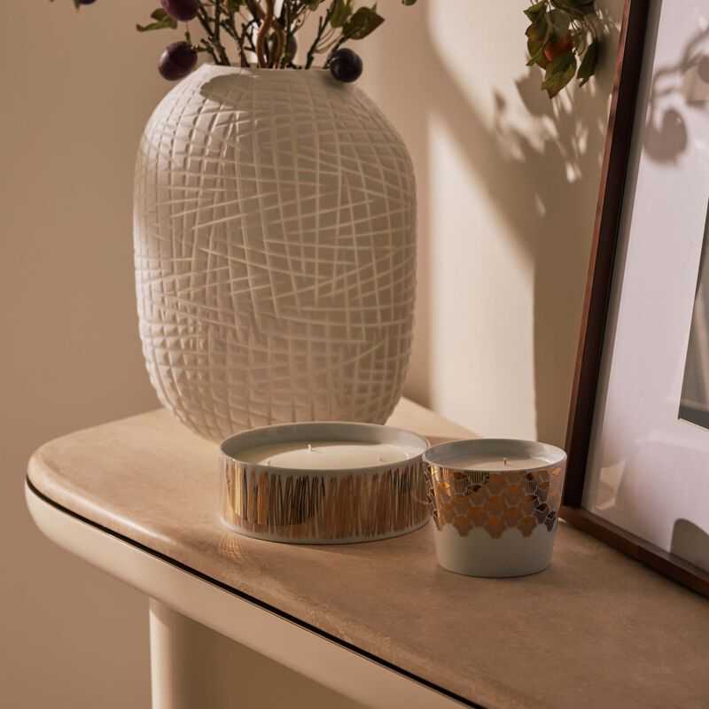 صلصال شمعة تمرة بالتعاون مع رزان العزوني برائحة العود والورد 500 غ