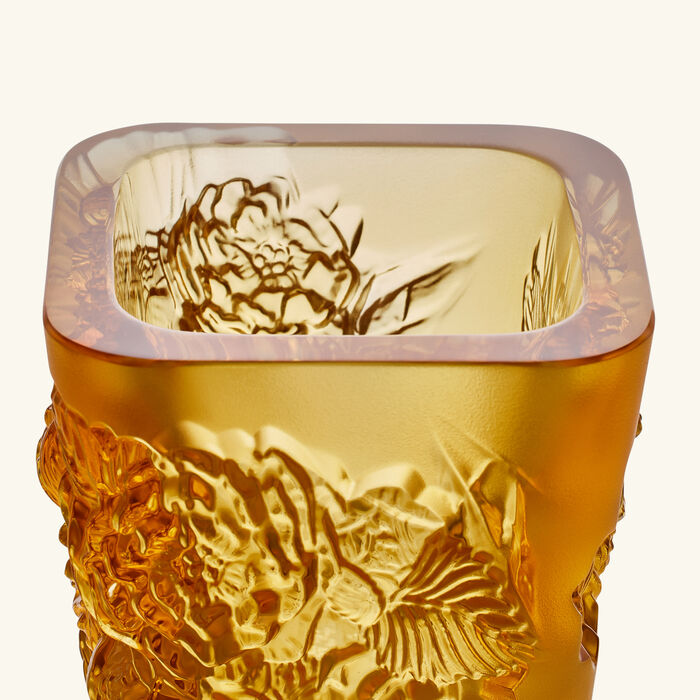 lalique pivoines vase mini yellow