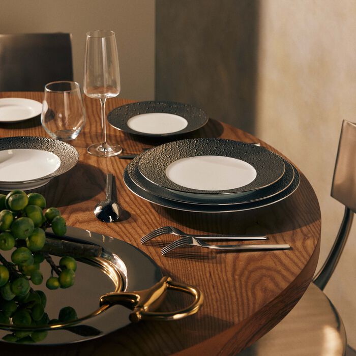 Ecume Dinner Plate Round Silver 26cm bernardaud ecume dinner plate round silver 26cm