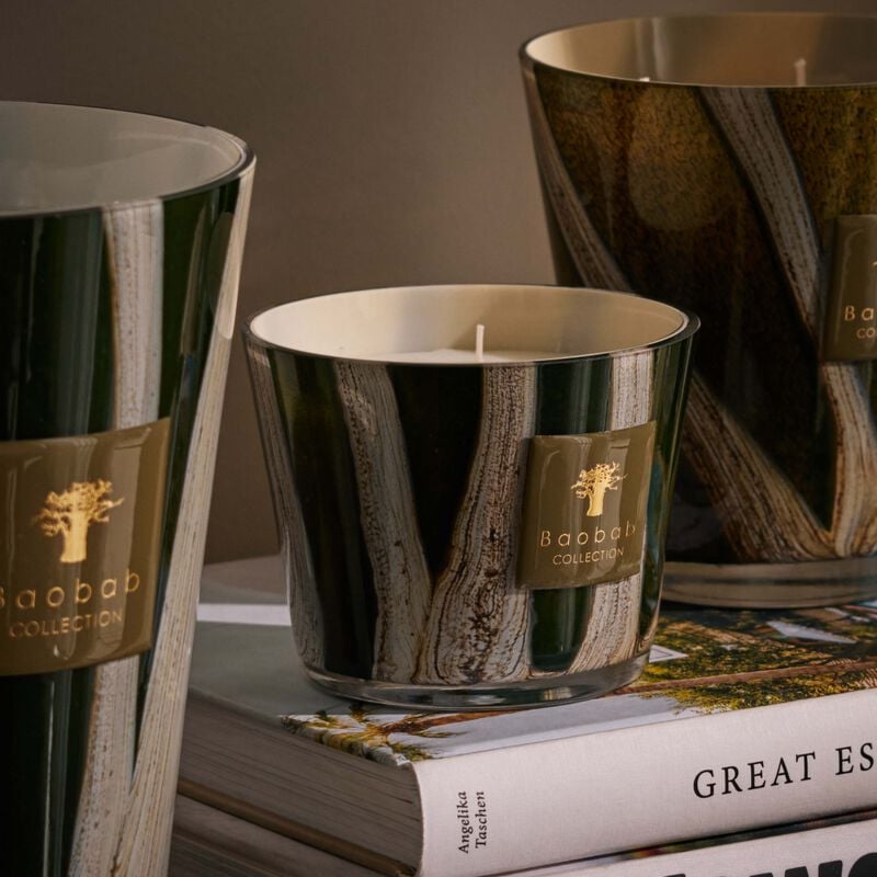 شمعة وودز شيروود المعطرة ماكس 10 باوباب شمعة وودز شيروود المعطرة ماكس 10