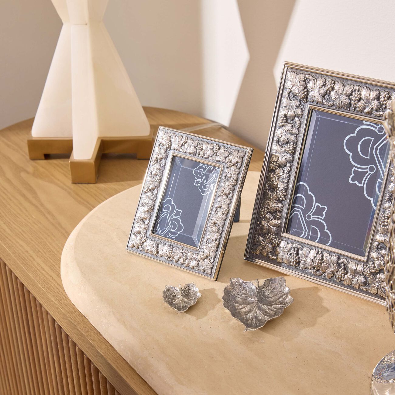 بوتشيلاتي وعاء على شكل ورقة القلقاس بحجم صغير جدًا