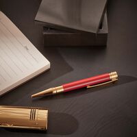 قلم حبر جاف (بولبوينت) دي-إنيشال أحمر اس تي دوبون قلم حبر جاف بولبوينت دي إنيشال أحمر