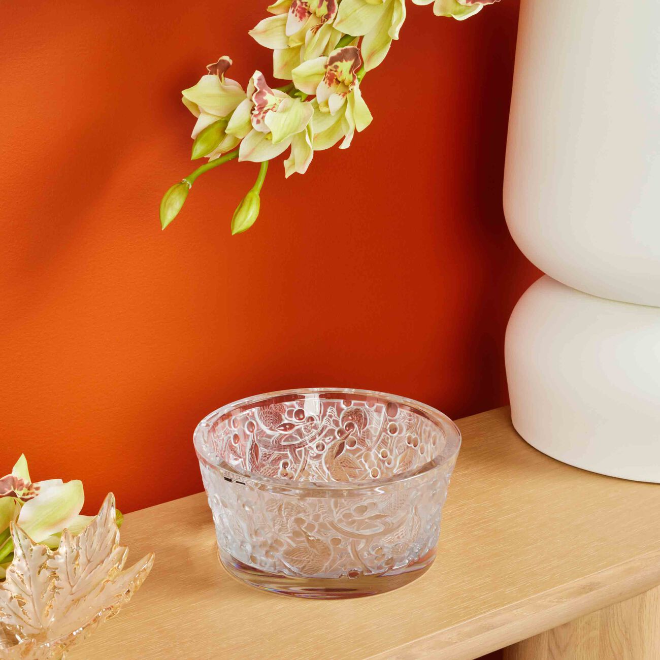 lalique merles et raisins centerpiece clear
