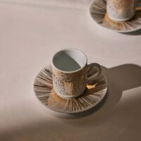 طقم تمرة دايتس توب المؤلف من فنجانين مع صحنيهما باللون الذهبي صلصال طقم تمرة دايتس توب المؤلف من فنجانين مع صحنيهما باللون الذهبي